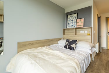 Superior En Suite - Image 2